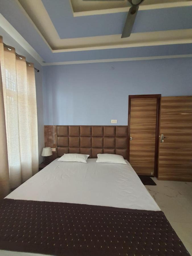 Shree Nanda Guest House Варанаси Экстерьер фото