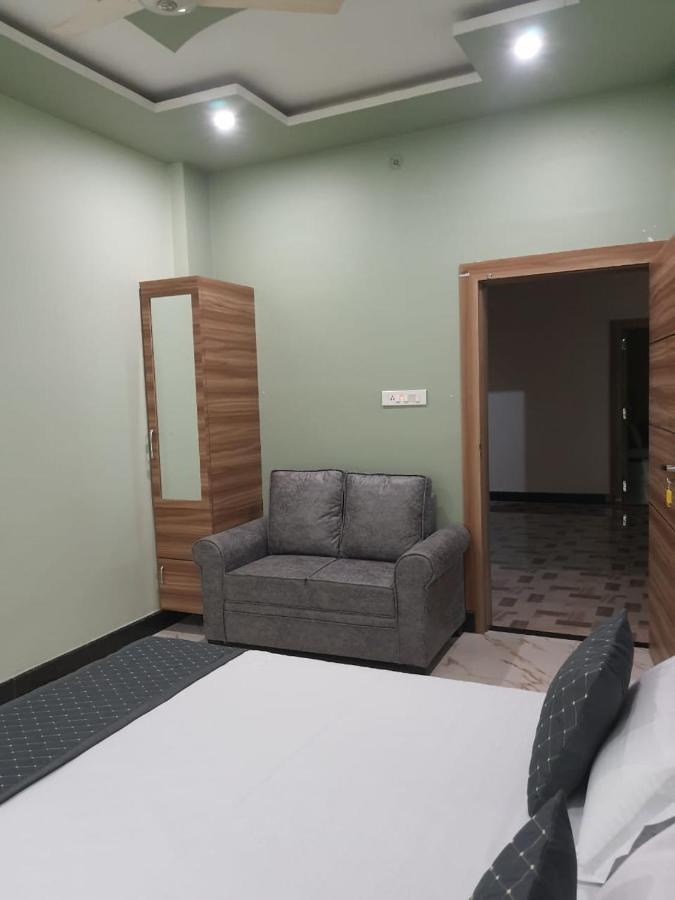 Shree Nanda Guest House Варанаси Экстерьер фото