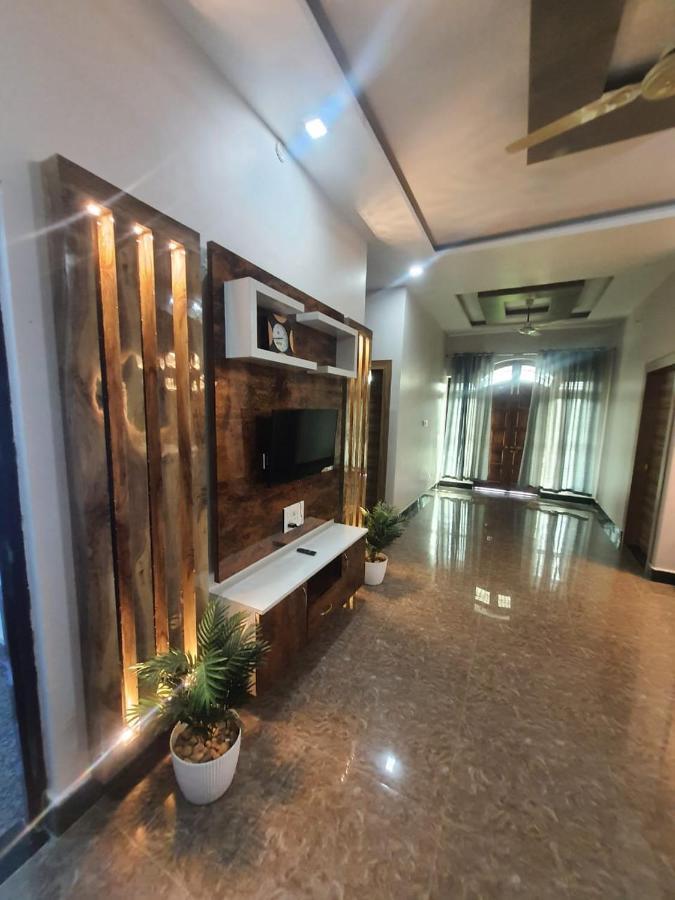 Shree Nanda Guest House Варанаси Экстерьер фото