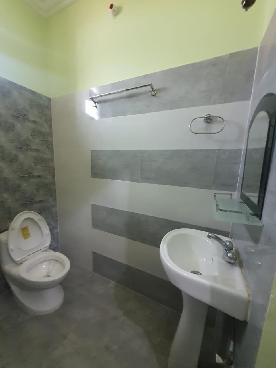 Shree Nanda Guest House Варанаси Экстерьер фото