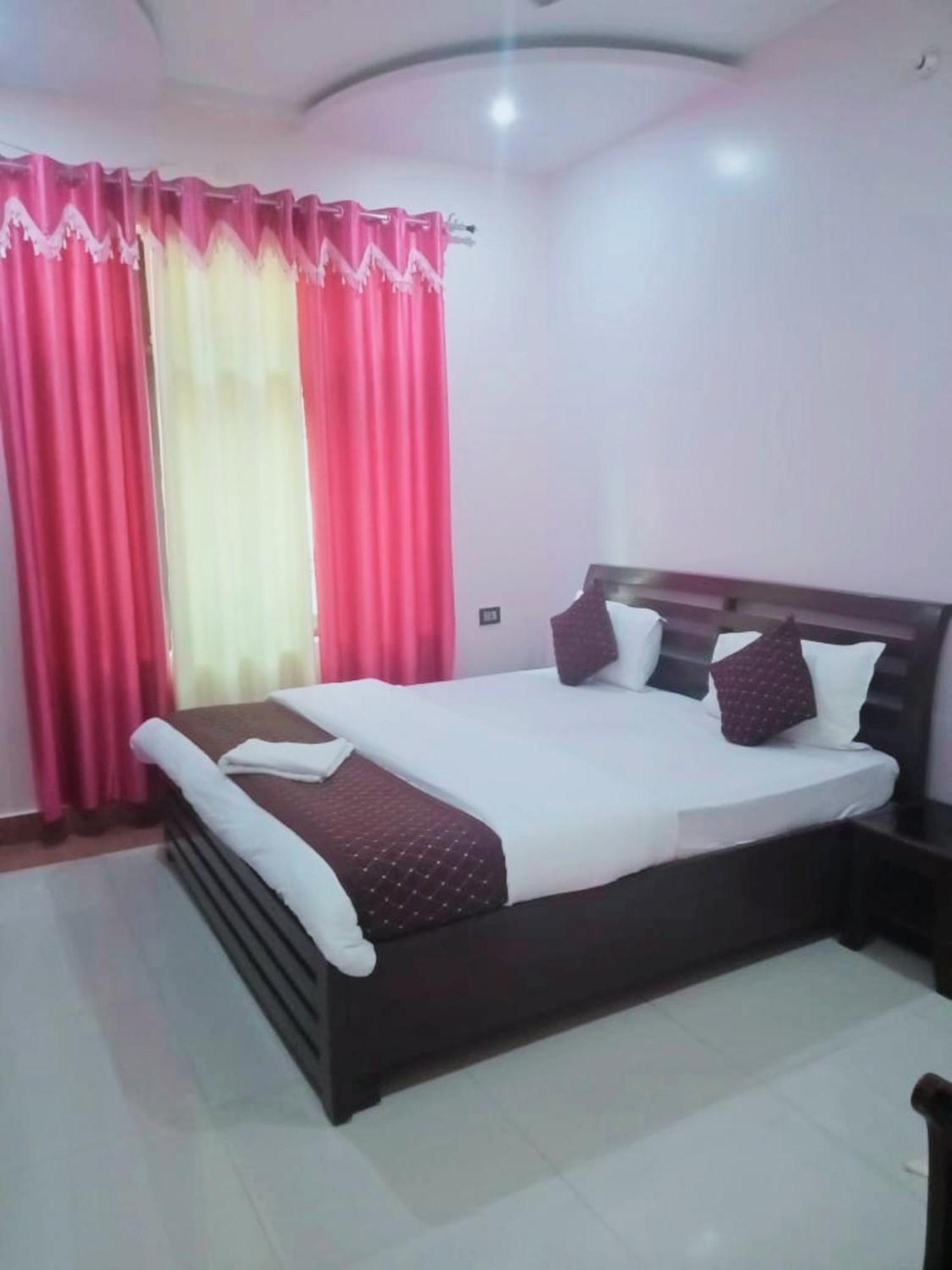 Shree Nanda Guest House Варанаси Экстерьер фото
