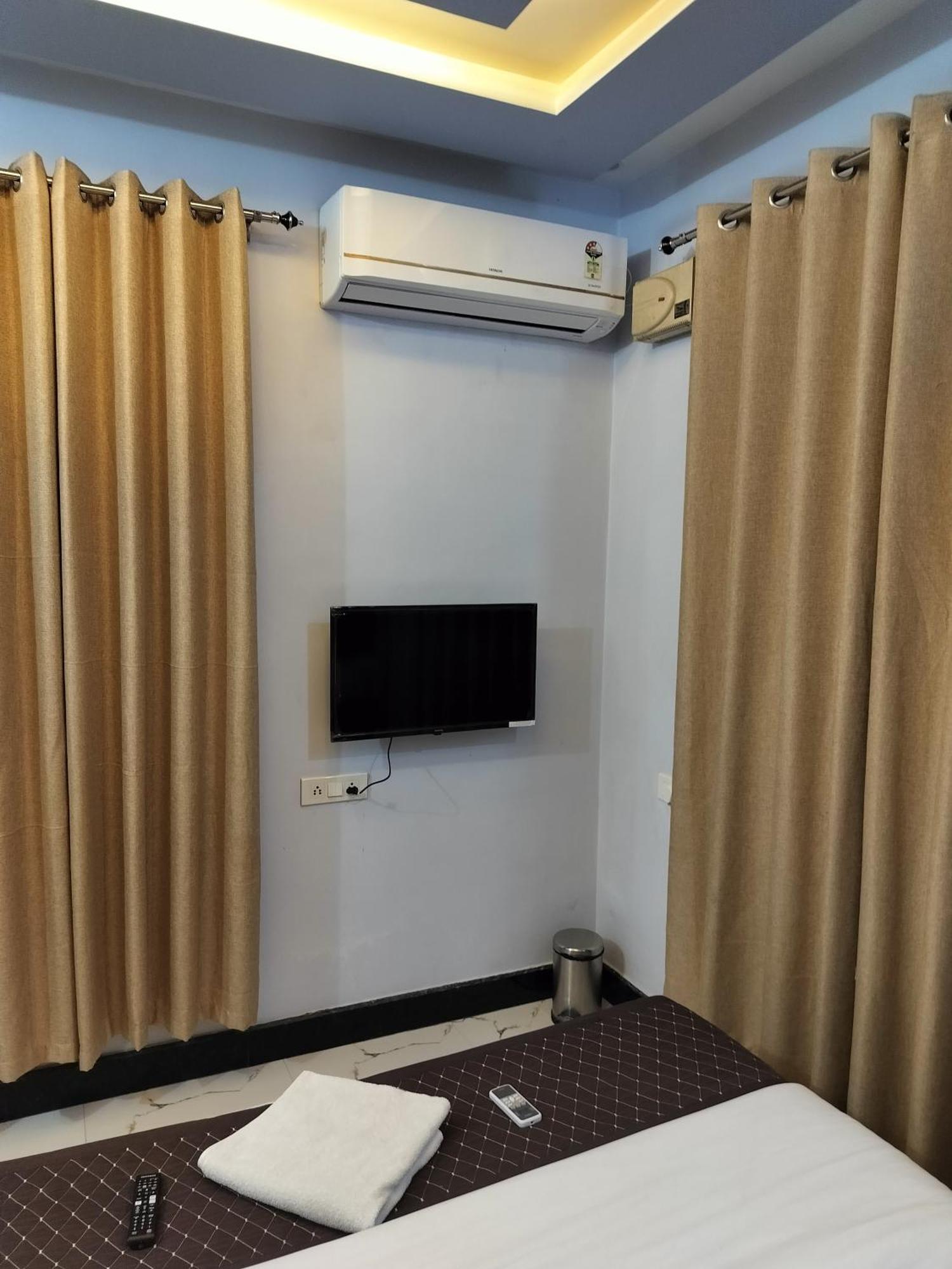 Shree Nanda Guest House Варанаси Экстерьер фото
