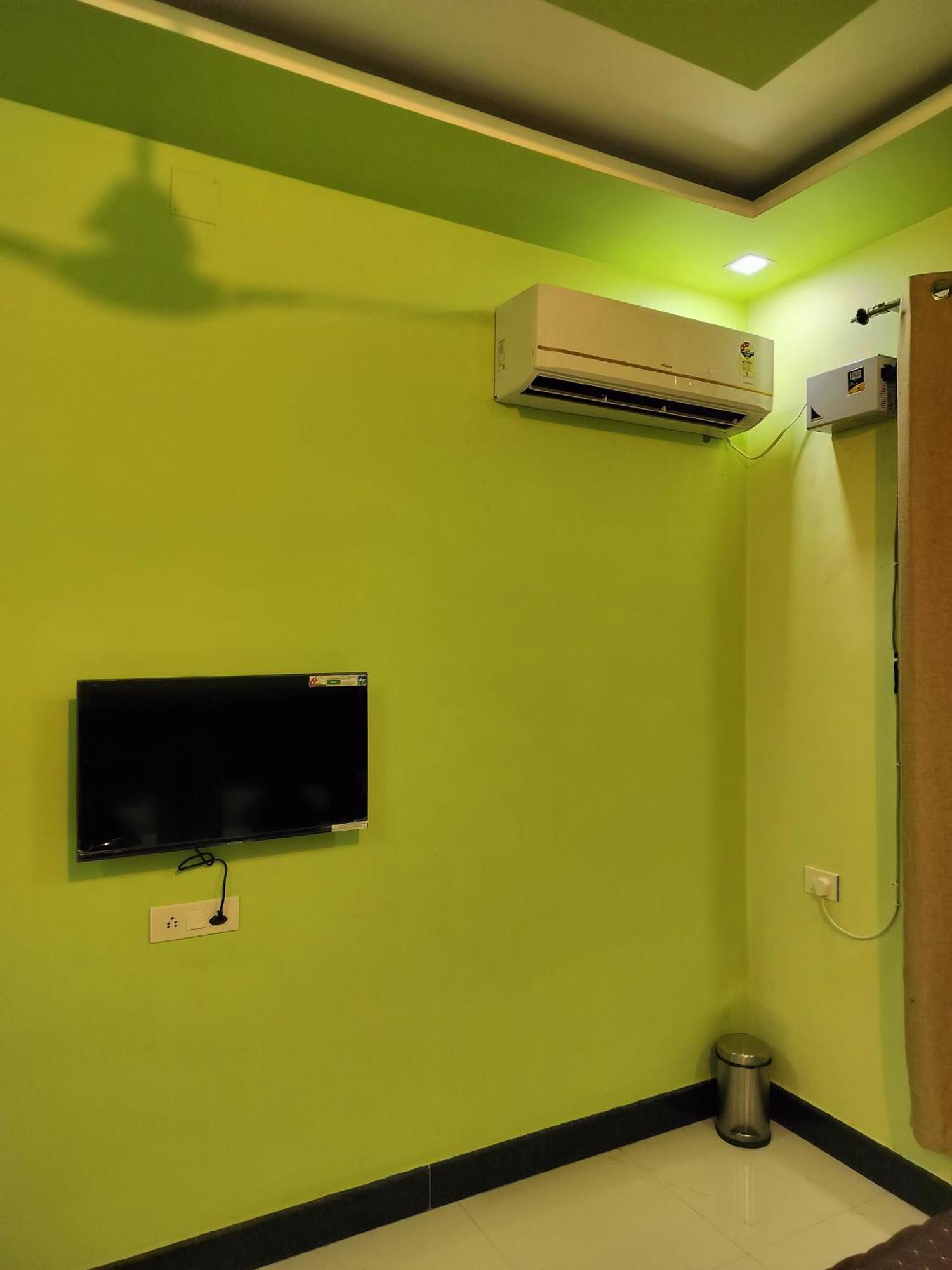 Shree Nanda Guest House Варанаси Номер фото