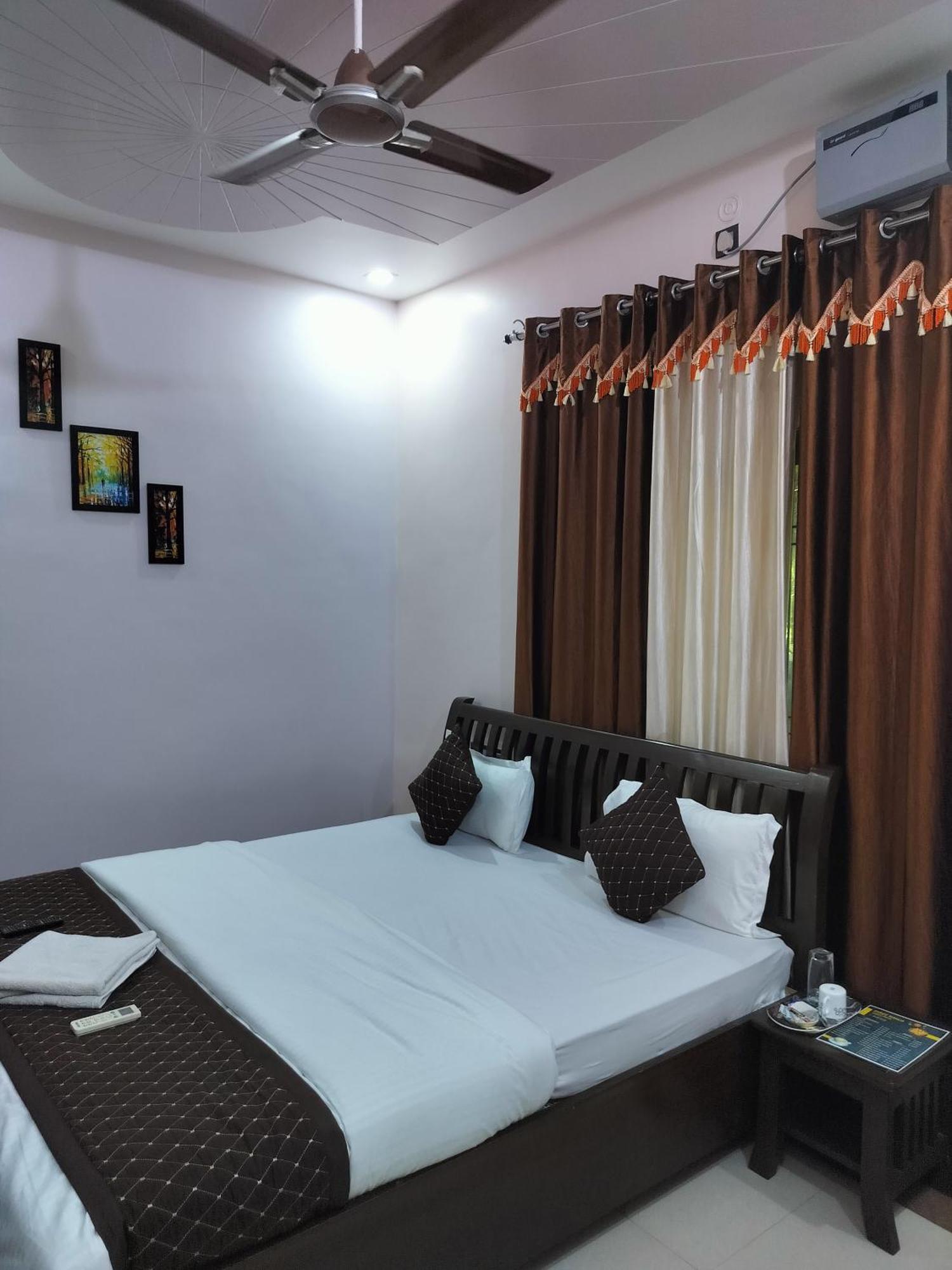 Shree Nanda Guest House Варанаси Экстерьер фото